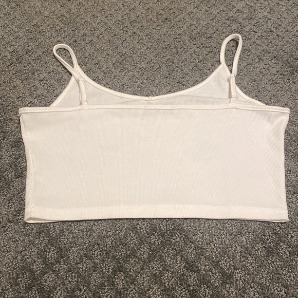white crop top - Picture 2 of 2